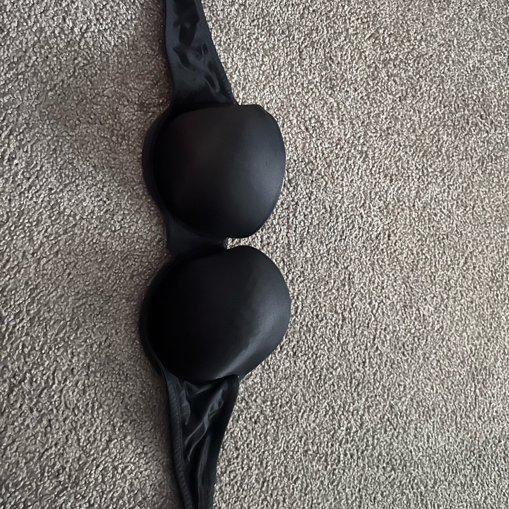 Pink Strapless push-up bra